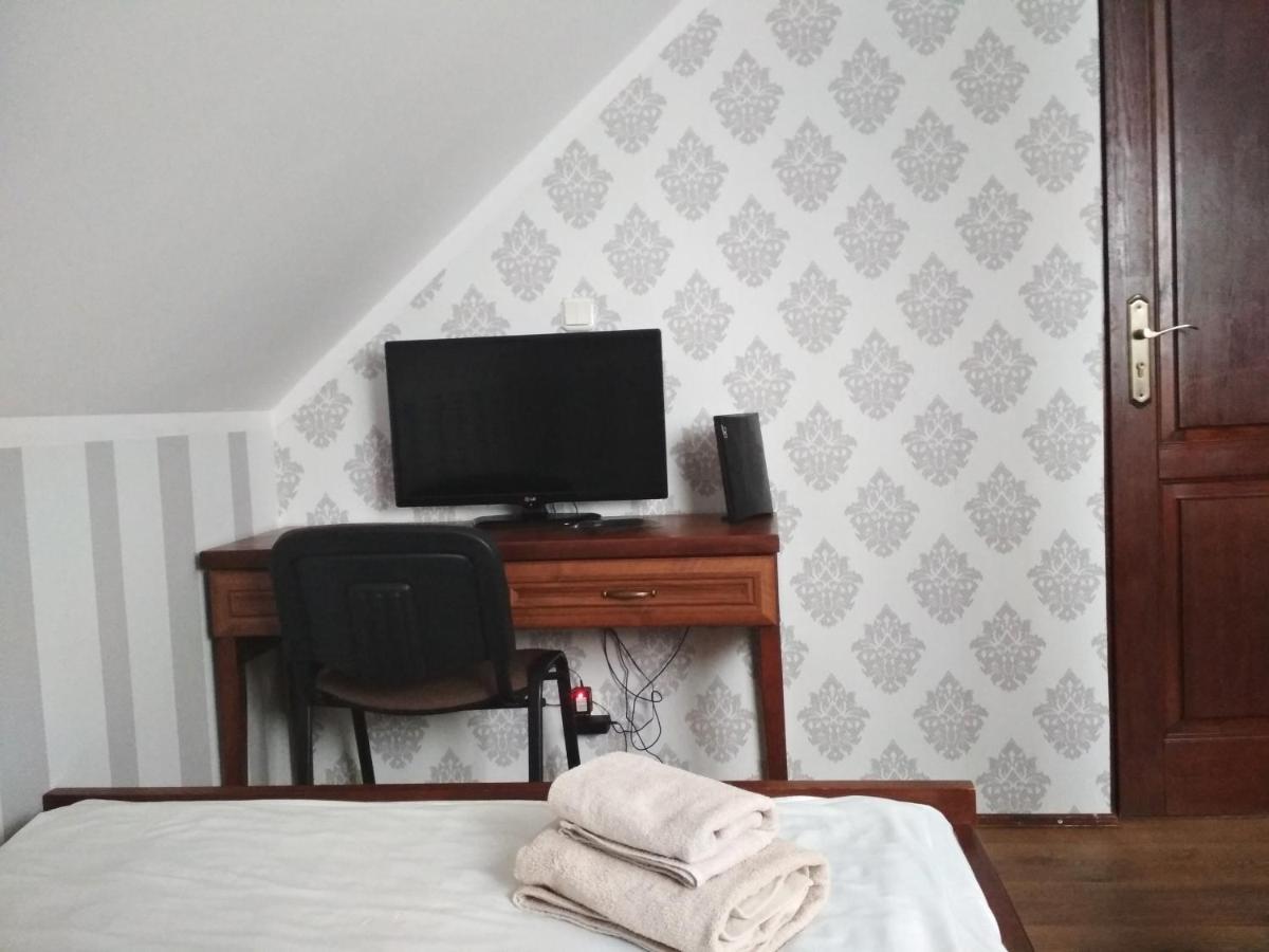 Zielony Dworek Częstochowa Exterior foto